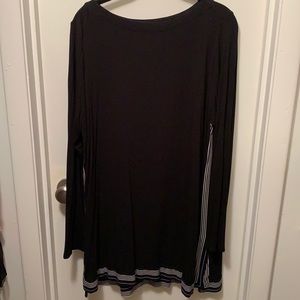 JJill Wearever Collection LT Black a Tunic Top